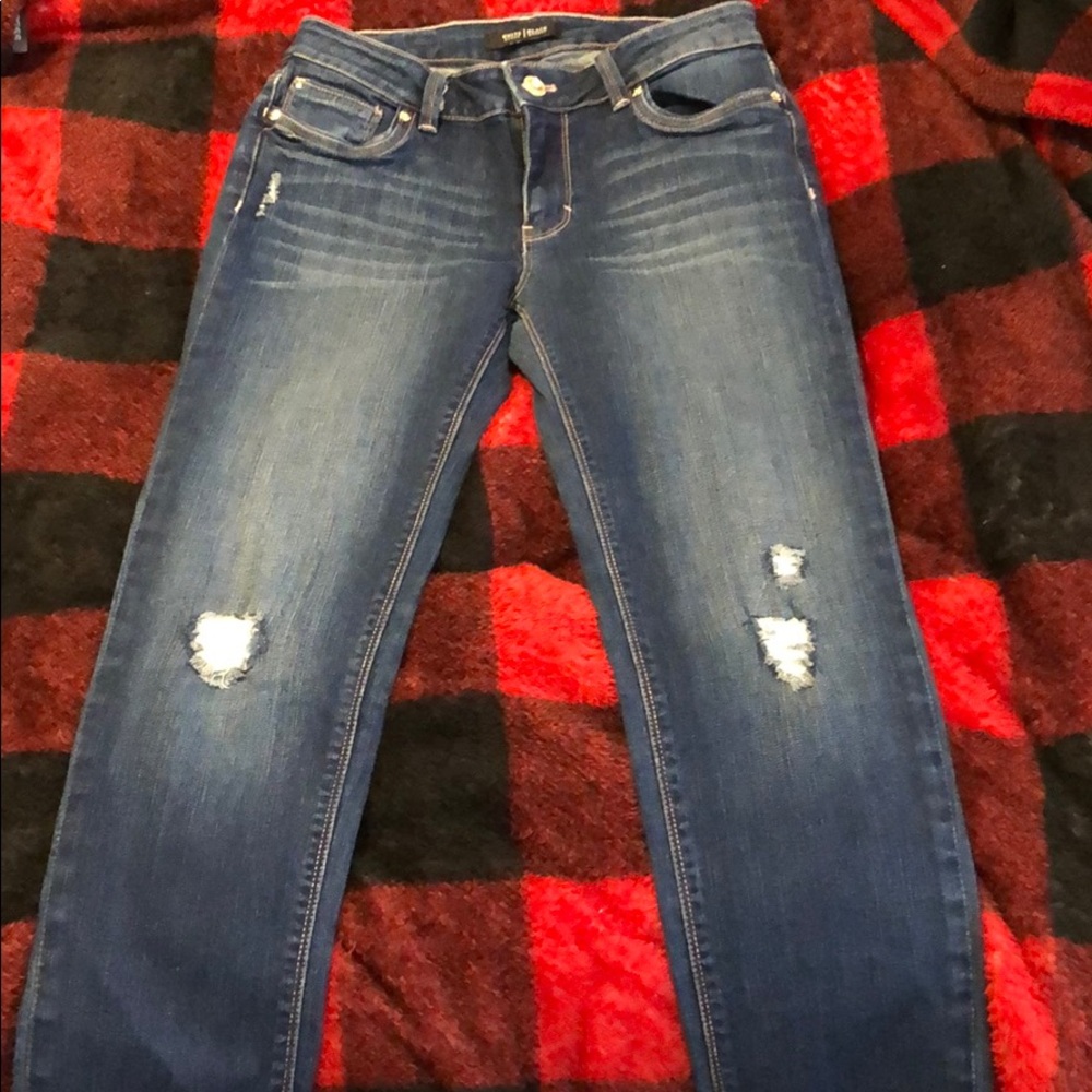 White House Black Market Cropped Leg Jeans